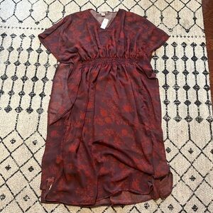 Cute maroon flowy floor length dress